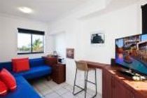 Hotel Komune Resort And Beach Club Greenmount Beach