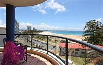 Hotel Komune Resort And Beach Club Greenmount Beach 3*